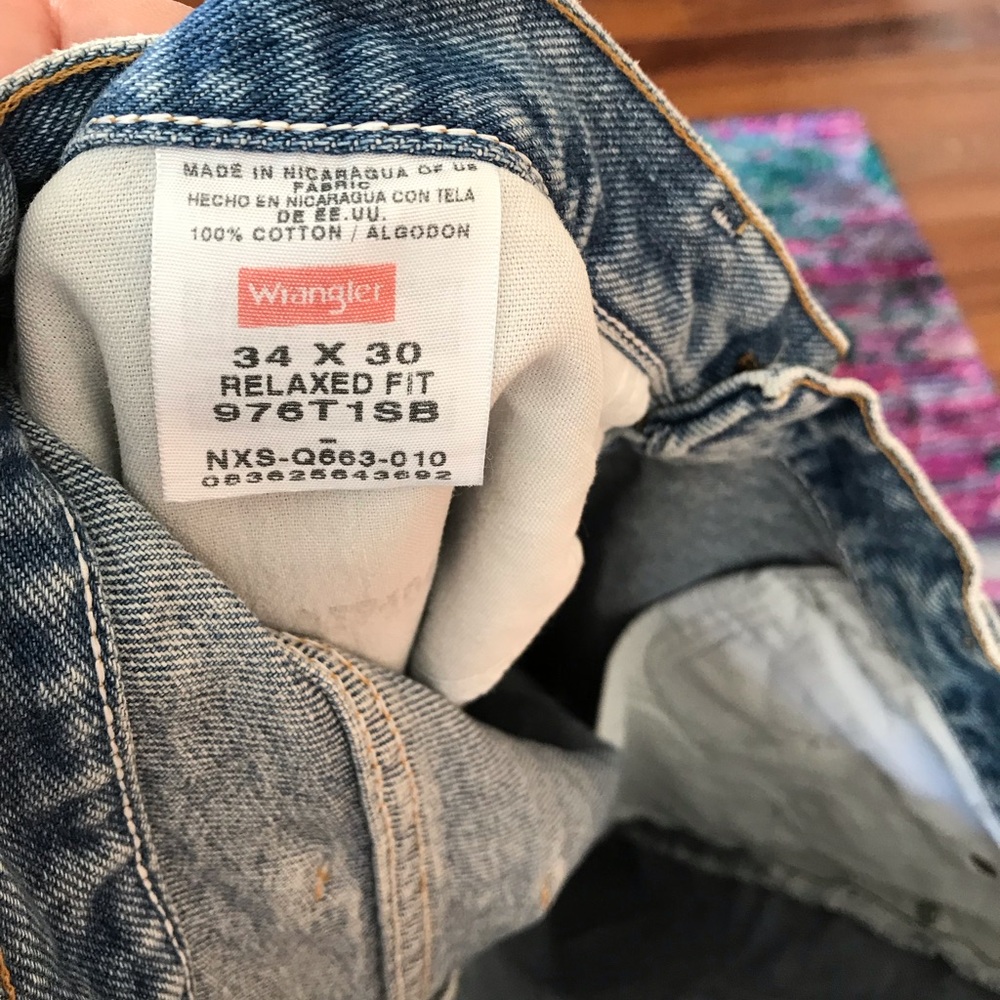 Wrangler Blue Relaxed Fit Jeans